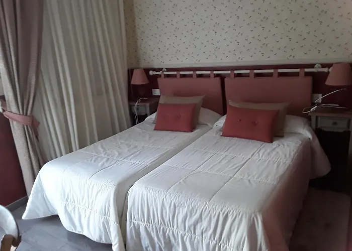 Hotel Restaurante Pasaje *